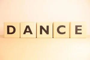◆ダンスレッスンってどんな内容？？◆　～ボイトレ・ダンス無料体験レッスン　ナユタス西日暮里校～