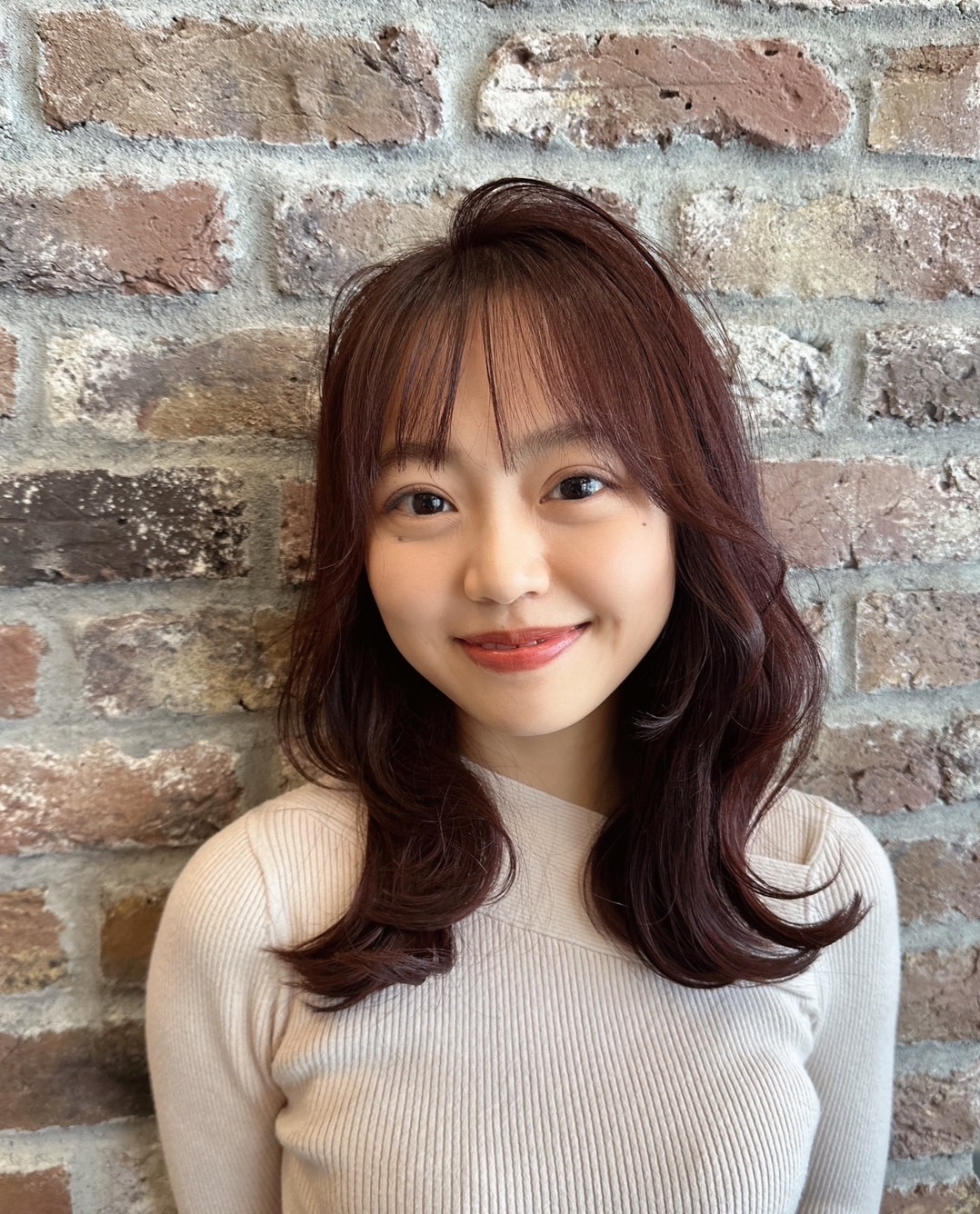 由井里奈