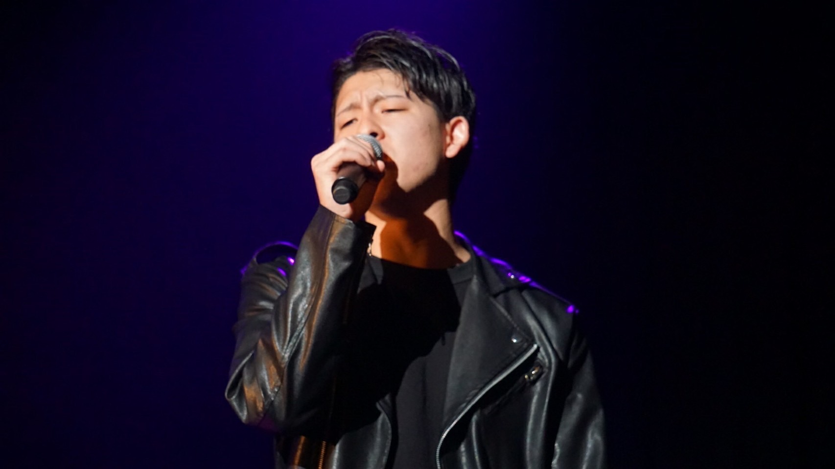 YUTA先生写真