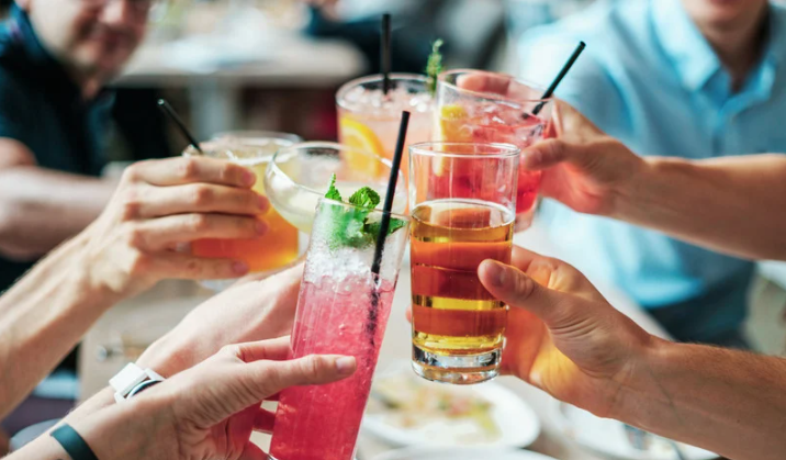 【歌う前に○○は絶対に飲むな！】歌う前に飲むべきもの、飲まない方が良いものをご紹介！