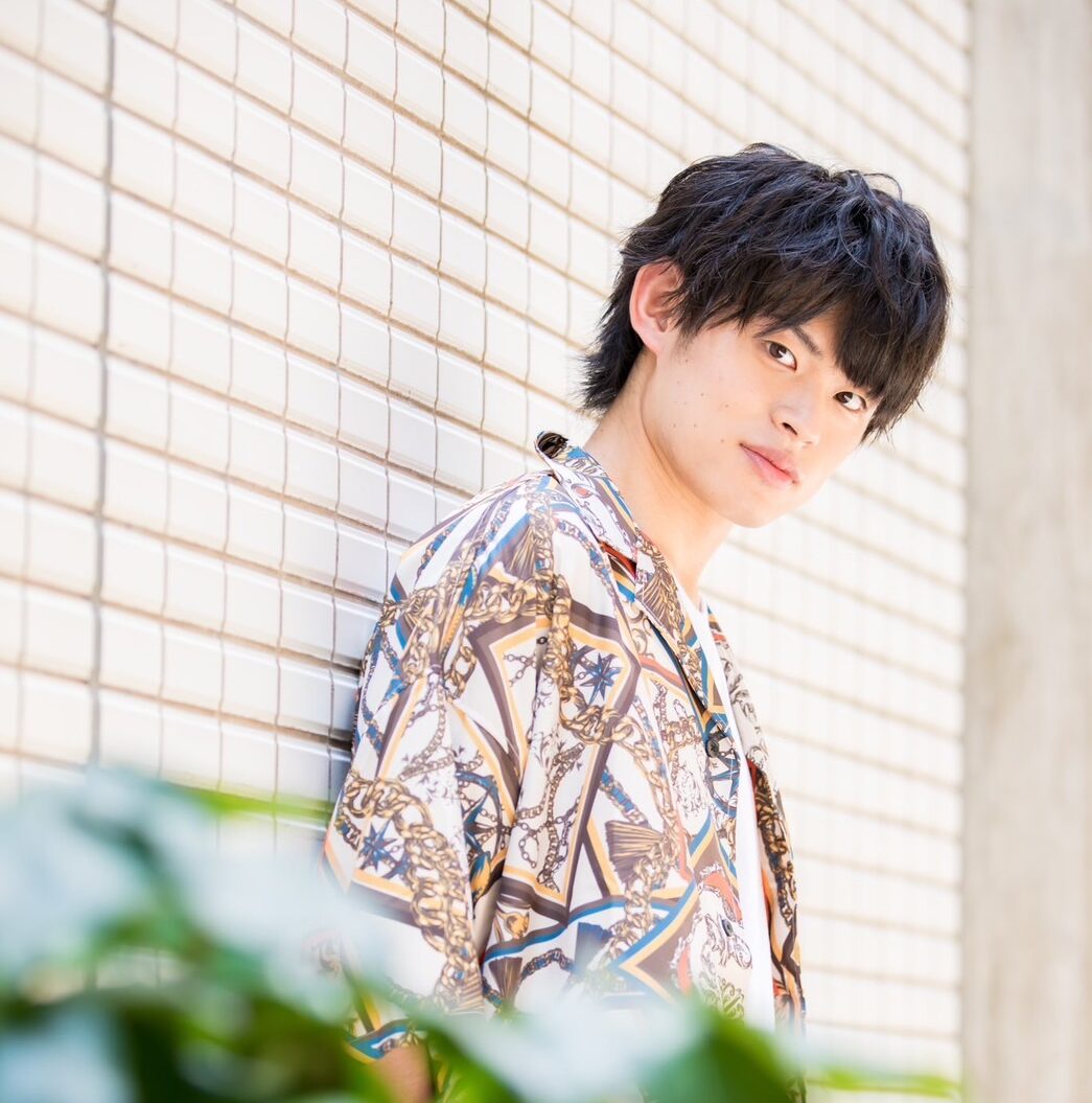 勝川梢人