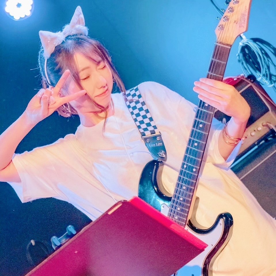 HITOMI