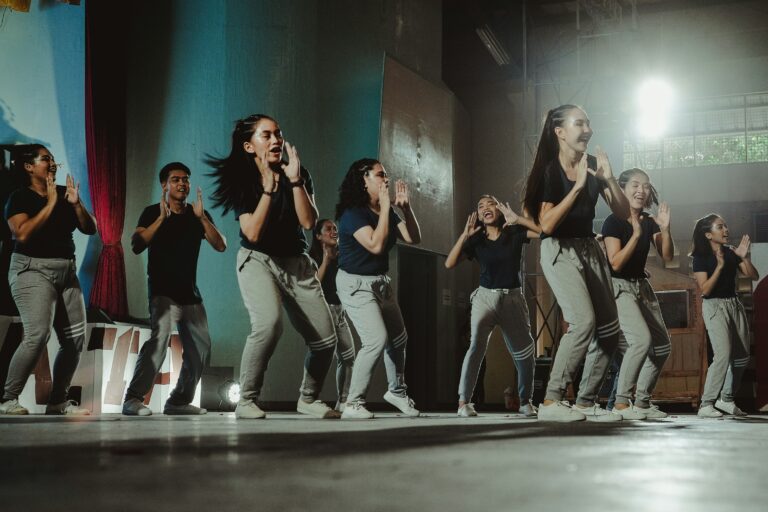 人前で踊るときに意識してほしいこと-ナユタス要町校