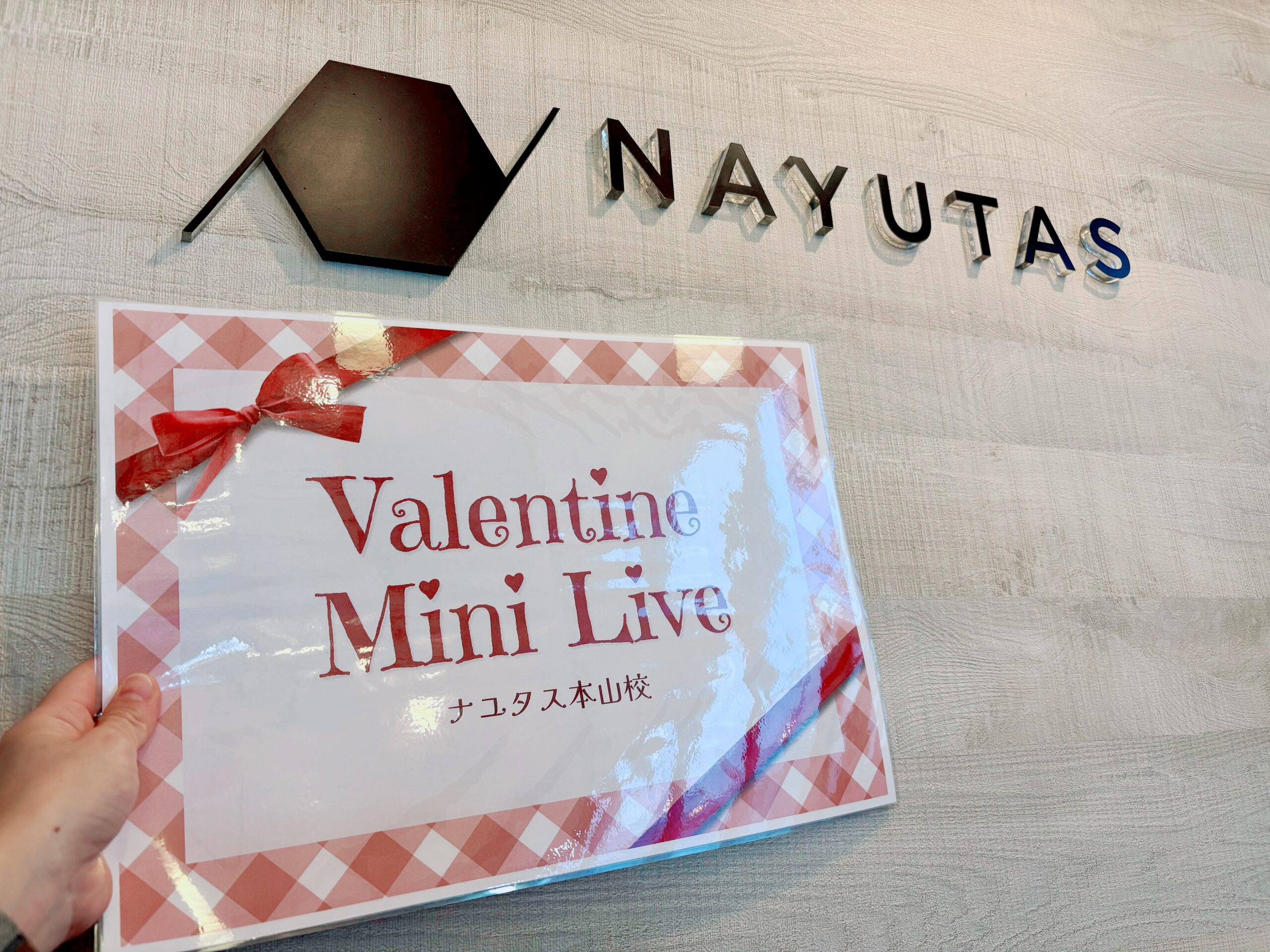 バレンタインミニライブまであと少し...！💘