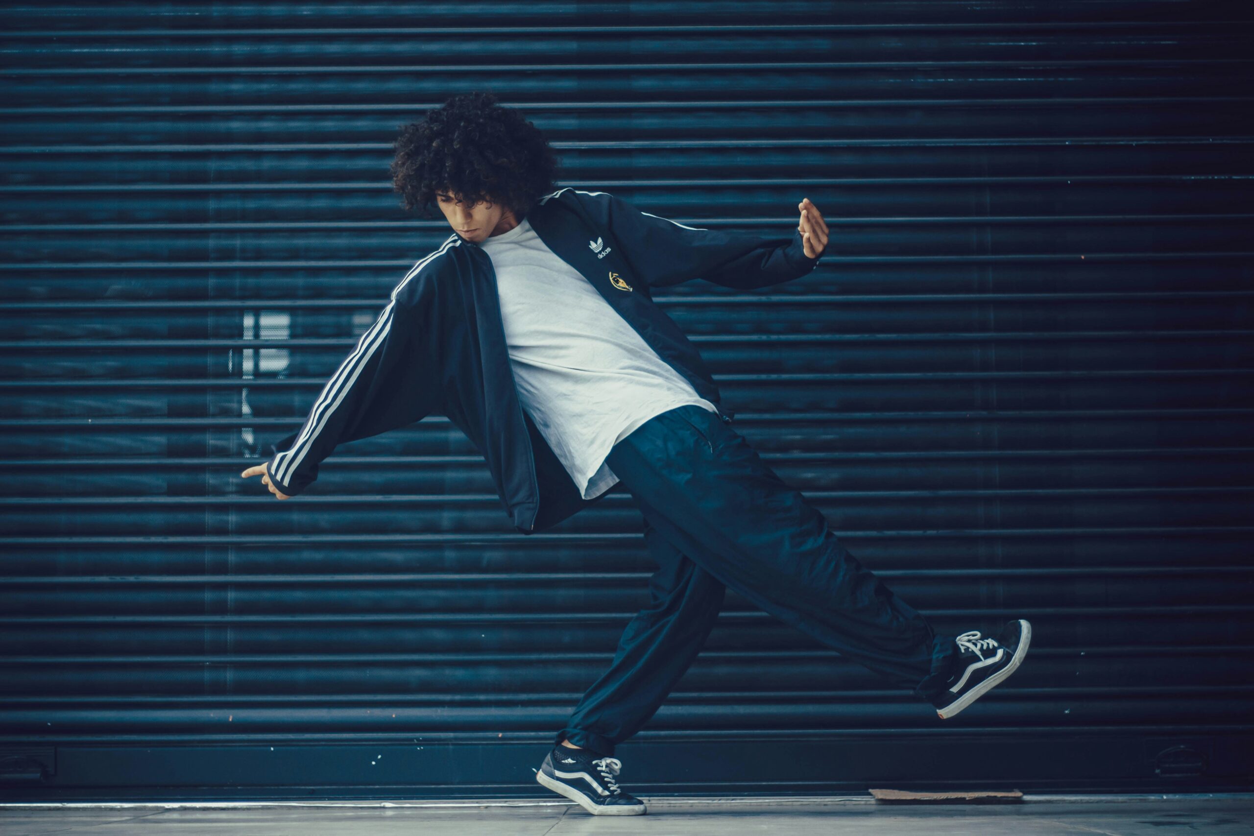 ダンスの基本「アイソレーション」の重要性と効果