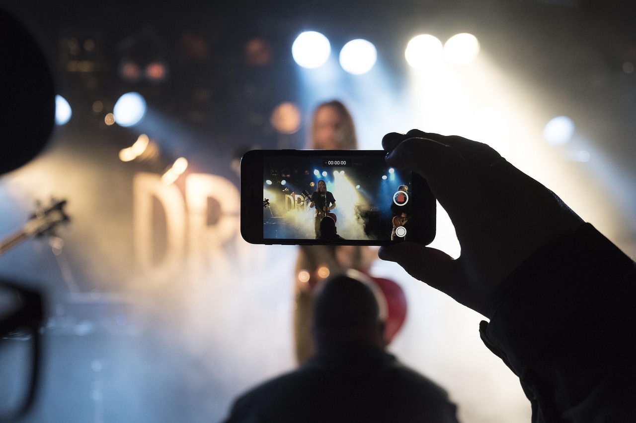 hana「ブルージーンズ」とは?ダンスの魅力
