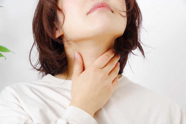 高い声が出なくなった原因は加齢や病気？カラオケでできる改善法