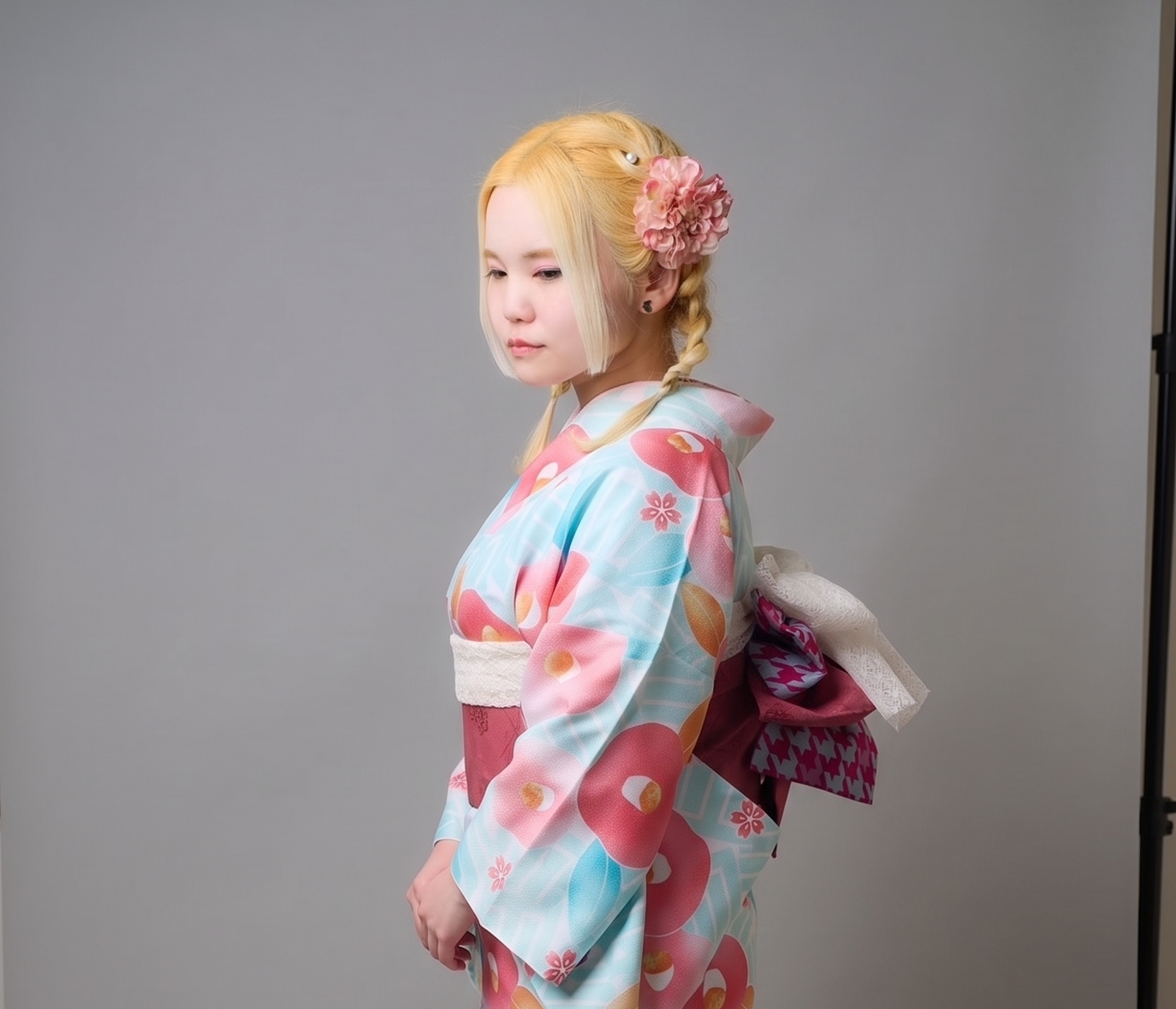 中原すみれ