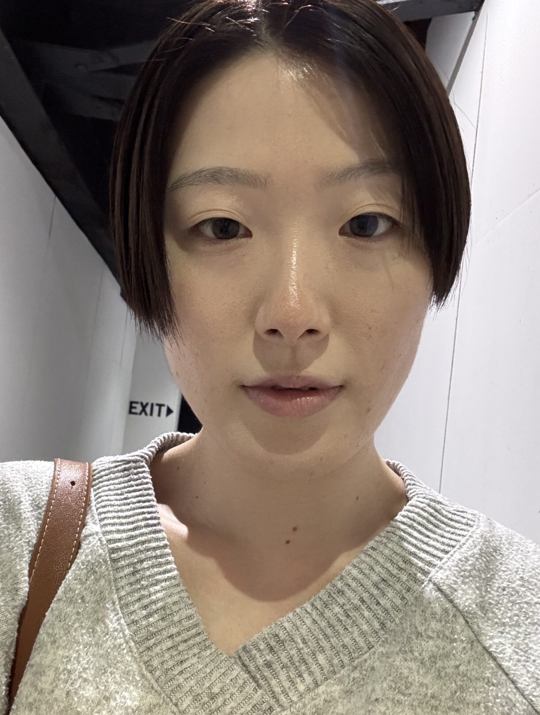 HITOMI(ヒトミ)